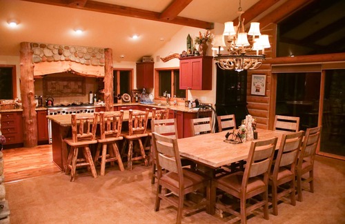 Mammoth Lakes House | 5000 Sq Ft Custom, Detached Ski-in, Ski-Out Private Home Directly on the Slope!