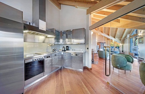 Champfer Apartment | 5½-room penthouse apartment with breathtaking views over the Engadine lake and m