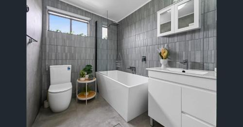 Oberon House | 54 Oberon Street