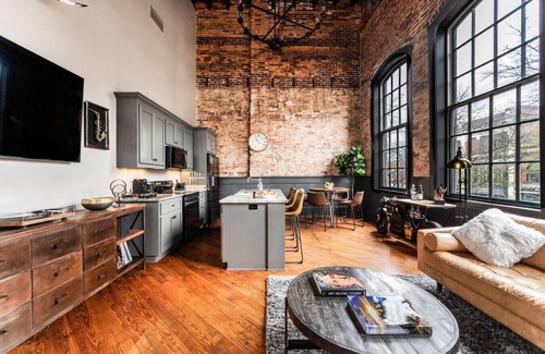 Macon Apartment | 547 Cherry # 201 - The Rookery - Luxe Property