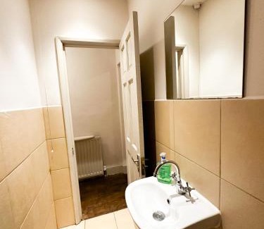 Evelyn House | 58 Alloa townhouse