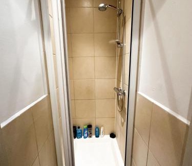 Evelyn House | 58 Alloa townhouse