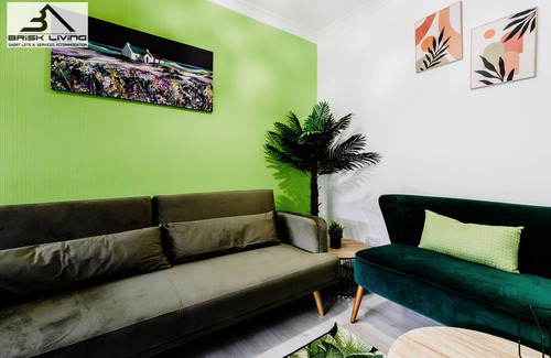 Redbridge House | *5BR house*Free Parking*offA12*Families*Sleeps13*