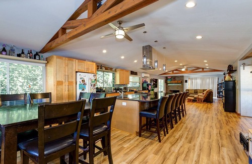 Soledad South House | 5BR La Jolla Resort w/Pool, 3/4 Acres of KIDS PARADISE!Toys, soccer, ocean view