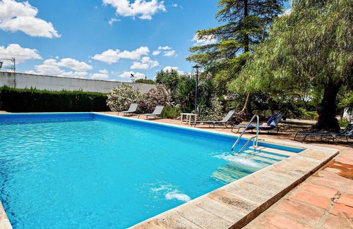 Lucena House | 6 bedroom cozy home in Lucena