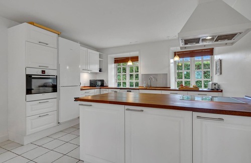 Kvaerndrup House | 6 bedroom gorgeous home in Kværndrup