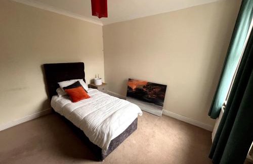 Horspath House | 6 bedroom house - perfect for contractors