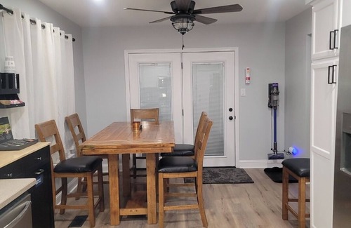 Joliet House | 6 bedrooms! Pool Table, Gaming Area, Firepit & More