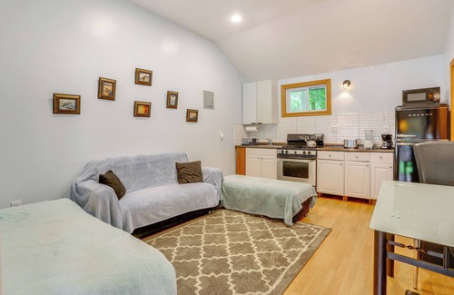 Mongaup Valley Cabin | 6 Mi to Bethel Woods: Cabin w/Pool Access