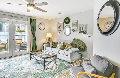 Clarksville House | 6 Mi to Dtwn Dog-Friendly Clarksville Home!