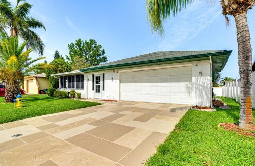 Embassy Hills House | 6 Mi to Hudson Beach Port Richey Home with Patio!