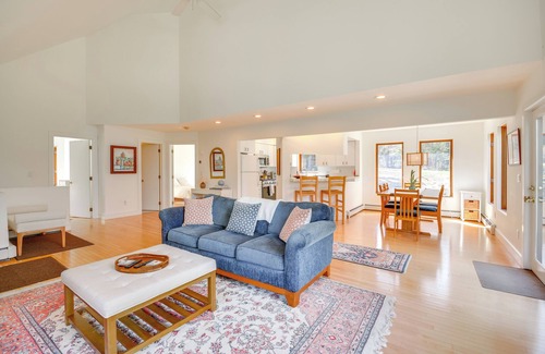 Morrisville House | 6 Mi to Lake & State Park: Hideaway in Elmore!