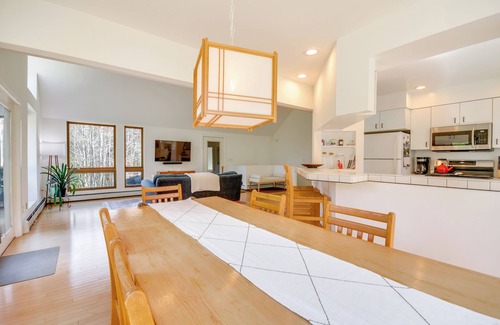 Morrisville House | 6 Mi to Lake & State Park: Hideaway in Elmore!