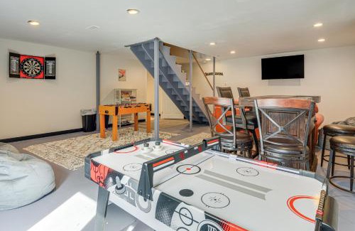 West Dover House | 6 Mi to Mt Snow Nature-View Home with Fire Pit!