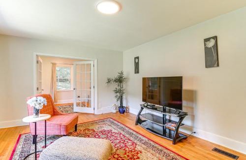 Charlotte House | 6 Mi to Uptown Pet-Friendly Home in Charlotte