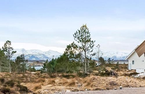 Averoy Municipality House | 6 person holiday home in Averøya