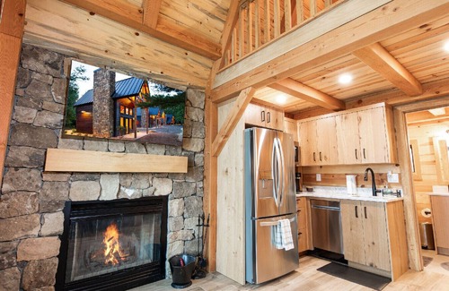 Laura House | #6 Shady Maple