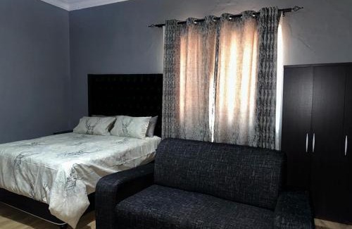 Bezuidenhout Valley Apartment | 6 the Curve unit 28