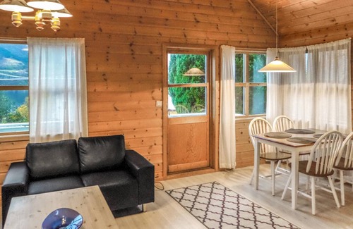 Vallavik House | 60 m² House ∙ 2 bedrooms ∙ 4 guests