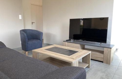 Erquy Villa | 608 - Maison deux chambres entièrement rénovée à quelques pas de la plage et du centre