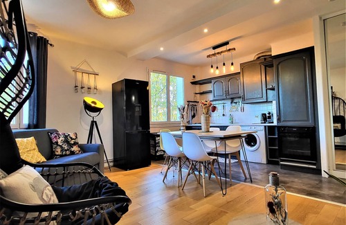 Bron Apartment | ⭐️ 60m2 near Eurexpo, Groupama stadium, HFME ⭐️