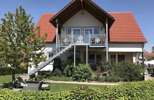 Gunzenhausen Apartment | 60qm-große Ferienwohnung im 1. Stock