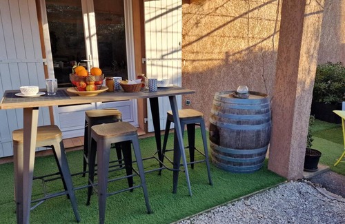 Pierrevert House | 63 m² Gîte ∙ 2 bedrooms ∙ 4 guests