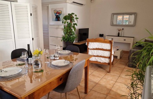 Pierrevert House | 63 m² Gîte ∙ 2 bedrooms ∙ 4 guests