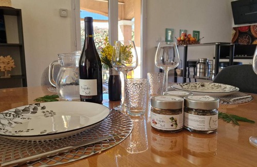 Pierrevert House | 63 m² Gîte ∙ 2 bedrooms ∙ 4 guests