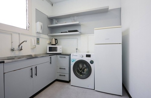 El Poble-sec Apartment | 63PAR1016 Large and bright apartment in Paralel