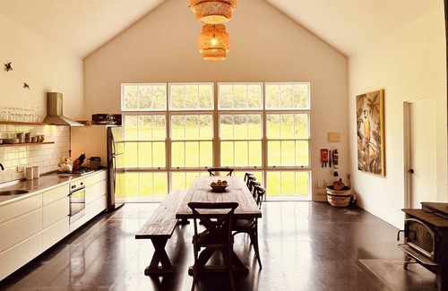 Wollombi Other | 7 minutes from Wollombi town, 5 acre property with cozy house and separate barn.