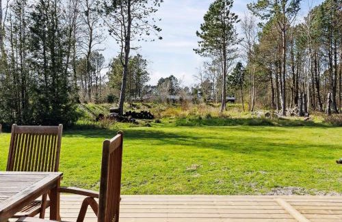 Aalbaek House | 7 person holiday home in lb k