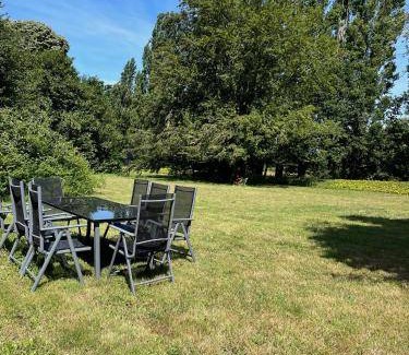 Sainte-Opportune-la-Mare Bed & Breakfast | 70 m² Bed and breakfast ∙ 2 bedrooms ∙ 6 guests