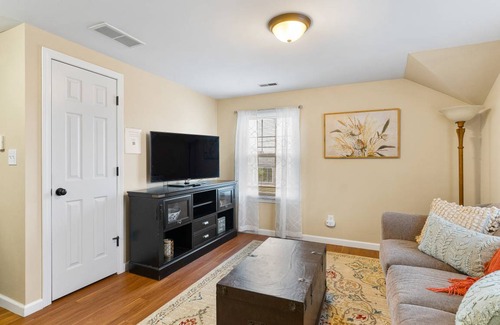 South Glens Falls Apartment | 70 m² Apartment ∙ 1 bedroom ∙ 2 guests