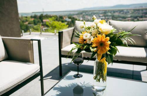 Cluj-Napoca Apartment | 70 m² Apartment ∙ 2 bedrooms ∙ 6 guests