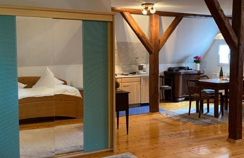 Frickenhausen a. Main Apartment | 70 m² Apartment ∙ 2 bedrooms ∙ 3 guests
