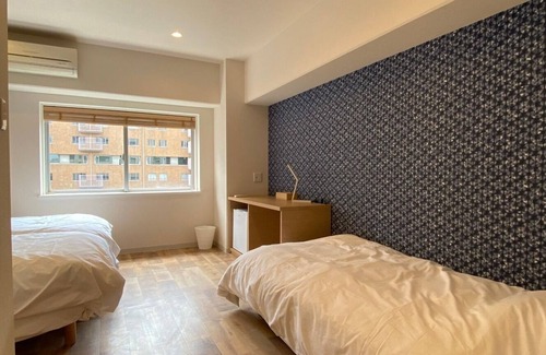 Minamiaoyama House | 702 HOTEL Omotesando Stories / Minato-ku Tokyo