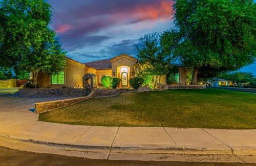East Mesa House | 70th Mesa home