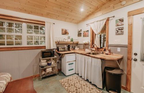 Maple Falls House | 72MF - Rustic - Pets Ok - Sleeps 2 cabin