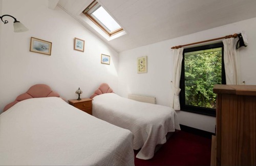 Ardnatrush Cottage | 75 m² Cabin ∙ 3 bedrooms ∙ 6 guests