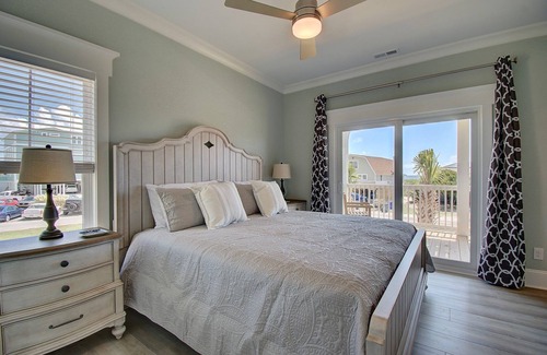 Yaupon Beach House | 7BR/6.5BA Ocean View Home - Pool, Elevator, Dogs Ok, Sleeps 18