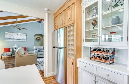 Columbia House | 8-Acre Retreat: Pool & Stunning Mt Lassen View!