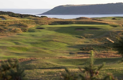 Horton Cottage | 8 bed luxury cottage 100 metres from Port Eynon Beach