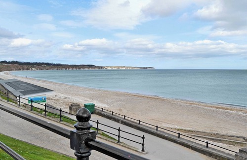 Muston Cottage | 8 bedroom accommodation in Filey