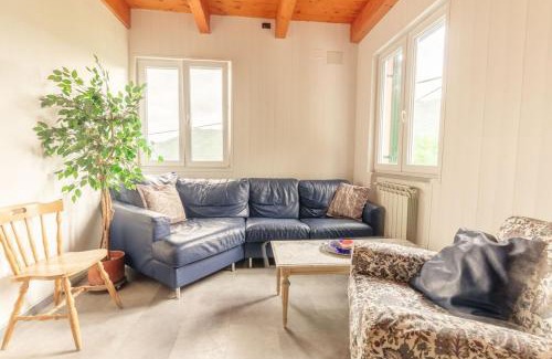 Uscio House | 8 beds- surrounded by greenery with parking