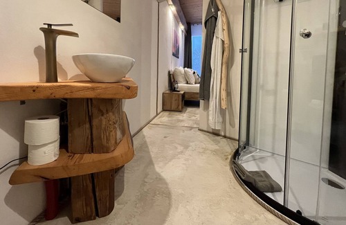 Rosenfeld Apartment | -8-die Acht, Studio 25qm, 1 Wohn-/schlafzimmer, Max. 2 Personen