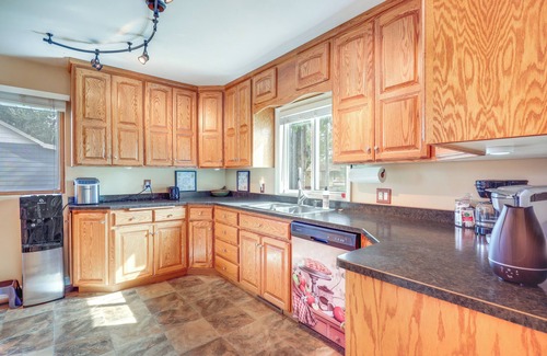 Malta House | 8 Mi to Lake Bowdoin: Pet-Friendly Family Home!