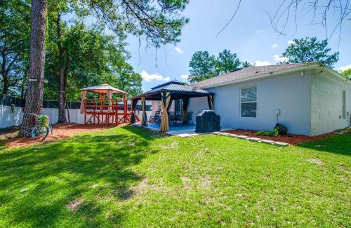 Candler House | 8 Mi to Silver Springs Tranquil Home with Gazebo