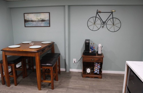 State College Apartment | 8 Minutes from Beaver Stadium & Downtown l Cozy 2 Bedrooms with WIFI