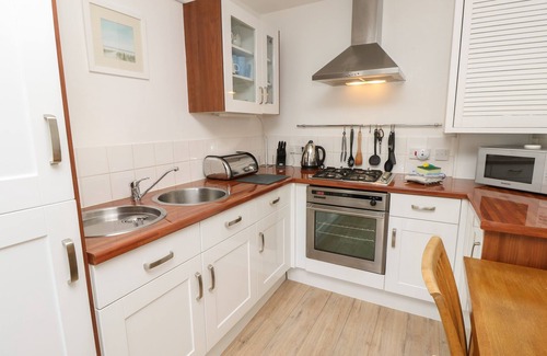 Yarmouth Cottage | 8 Munday Cottages